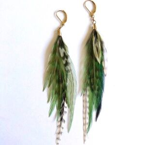 Beautiful Real Green Feather Earrings. Pieced ears long feather dangle earrings